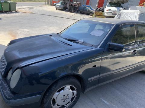Μεταχειρισμένο Αυτοκίνητο Mercedes E 200 2001 150bhp 2000cc για ανταλλακτικά | Autoscrap - ΧΡΗΣΤΟΣ ΛΑΒΔΑΡΑΣ & ΥΙΟΙ Ο.Ε | Ανακύκλωση , Απόσυρση Αυτοκινήτων, Καταστροφή Αυτοκινήτων, Διάλυση Αντικειμένων - <p>Μεταχειρισμένο Αυτοκίνητο Mercedes E 200 2001 150bhp 2000cc για ανταλλακτικά</p>
